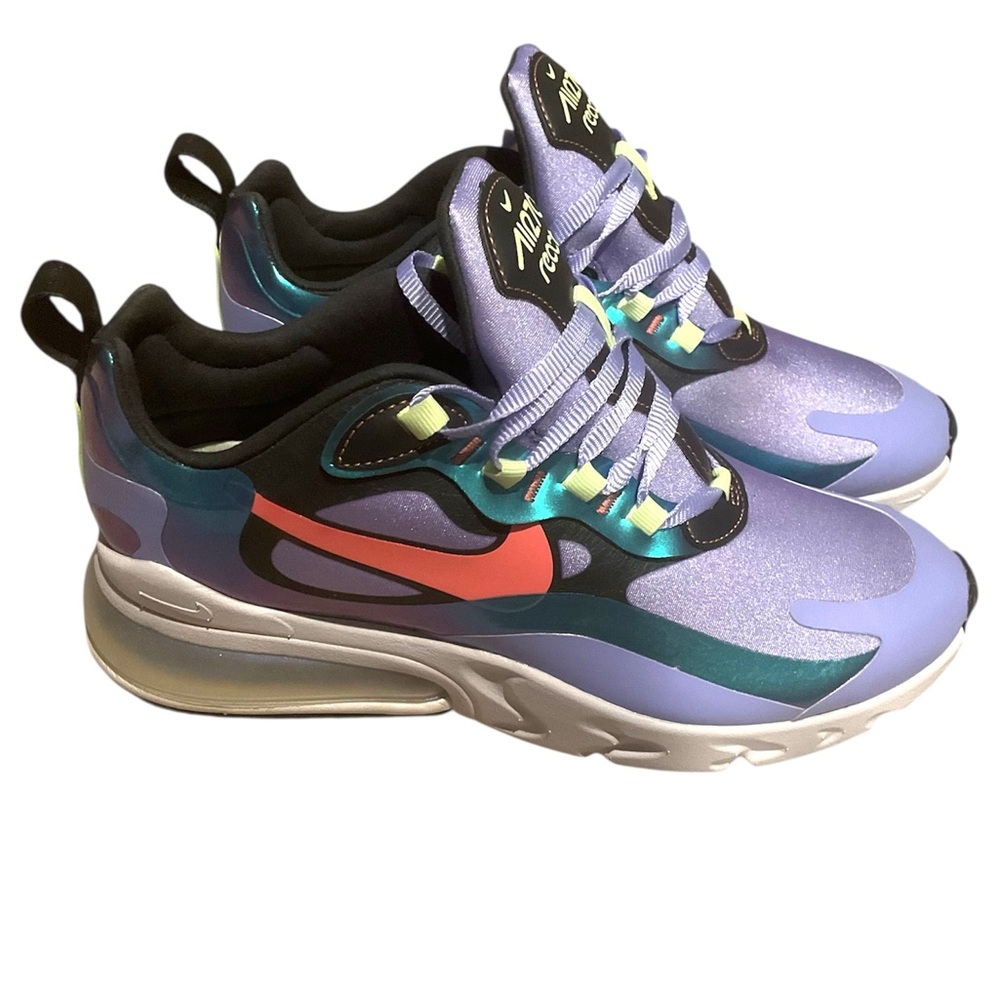 Nike Air Max 270 React
Dark Smoke Grey (Women's) size 9 US